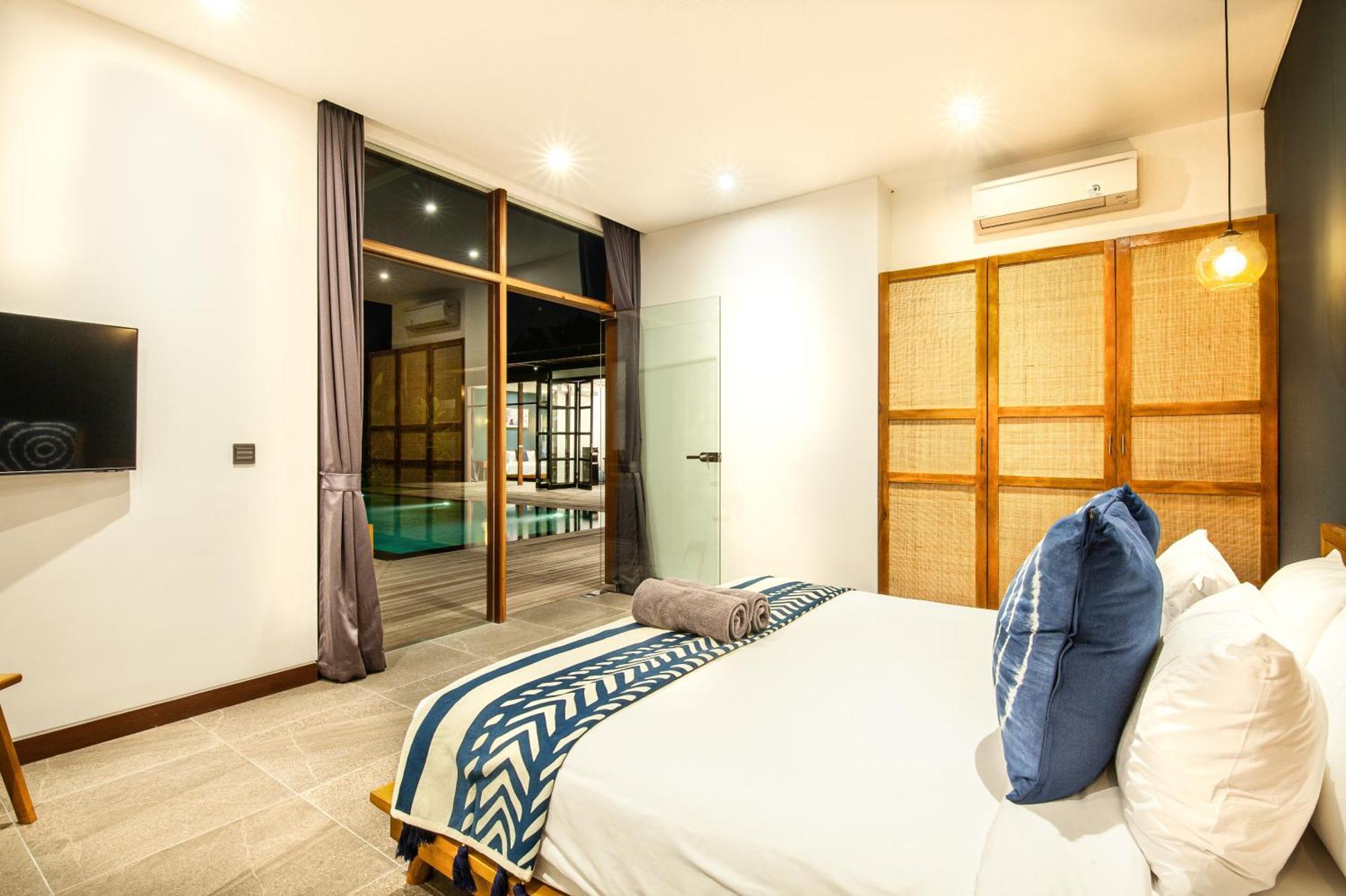 Brand New 5 Bedroom Villa Enclosed Living Room Canggu Exterior foto