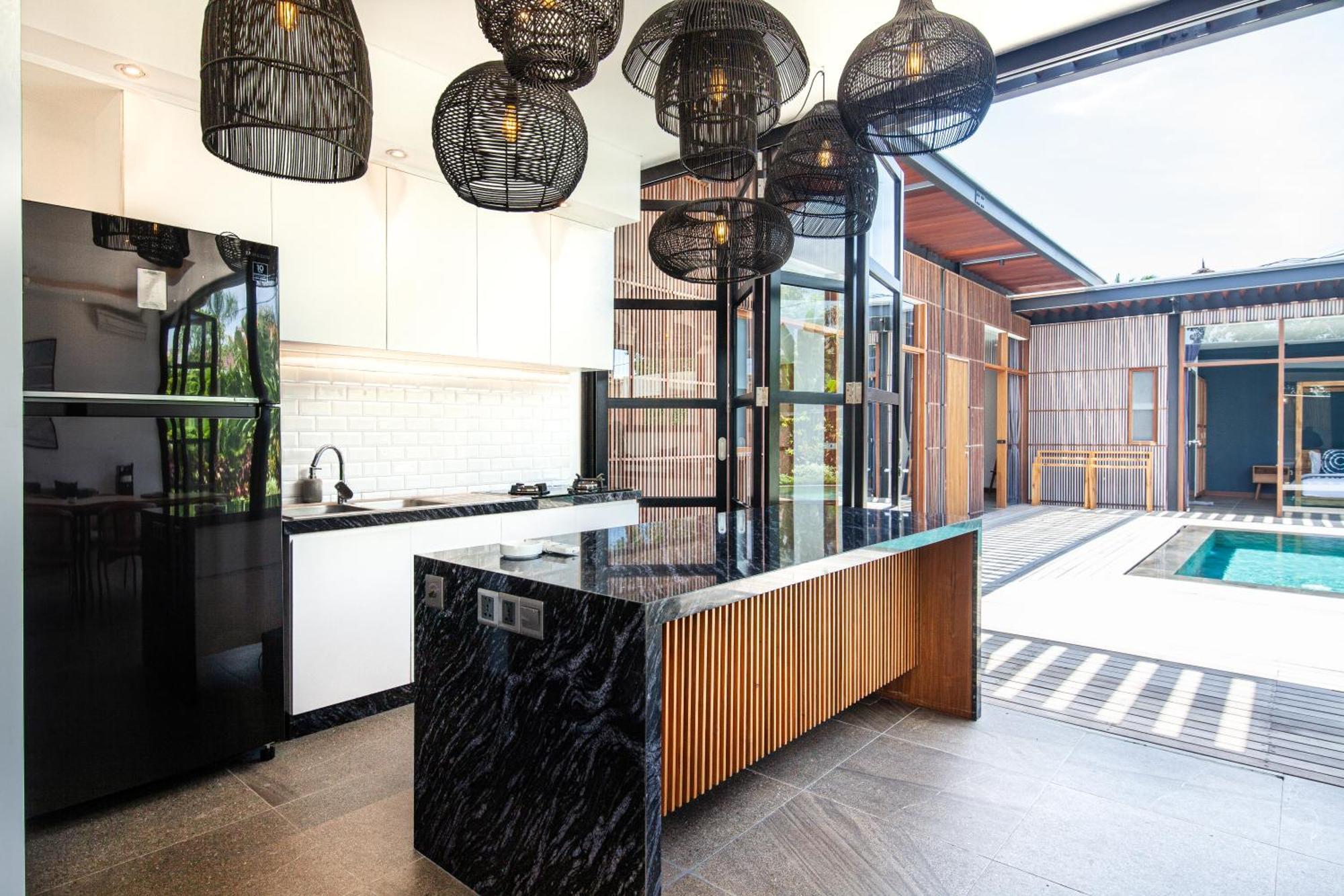 Brand New 5 Bedroom Villa Enclosed Living Room Canggu Exterior foto